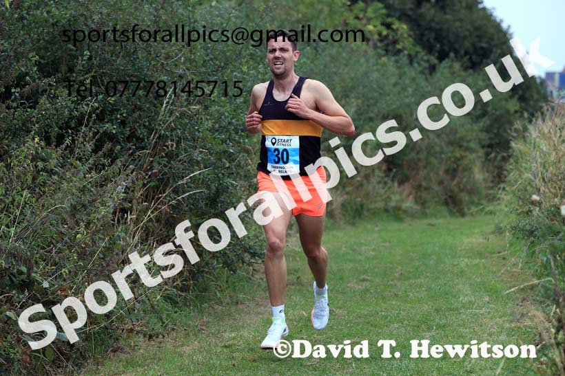 Senior Men and Veterans Relay, 2024 Sunderland XC Relays.  Photo: David T. Hewitson/Sports for All Pics
